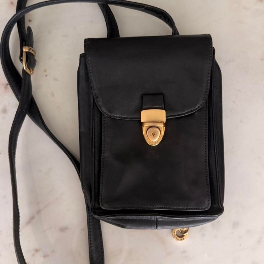 Perlina New York Black Leather Crossbody Writer Bag